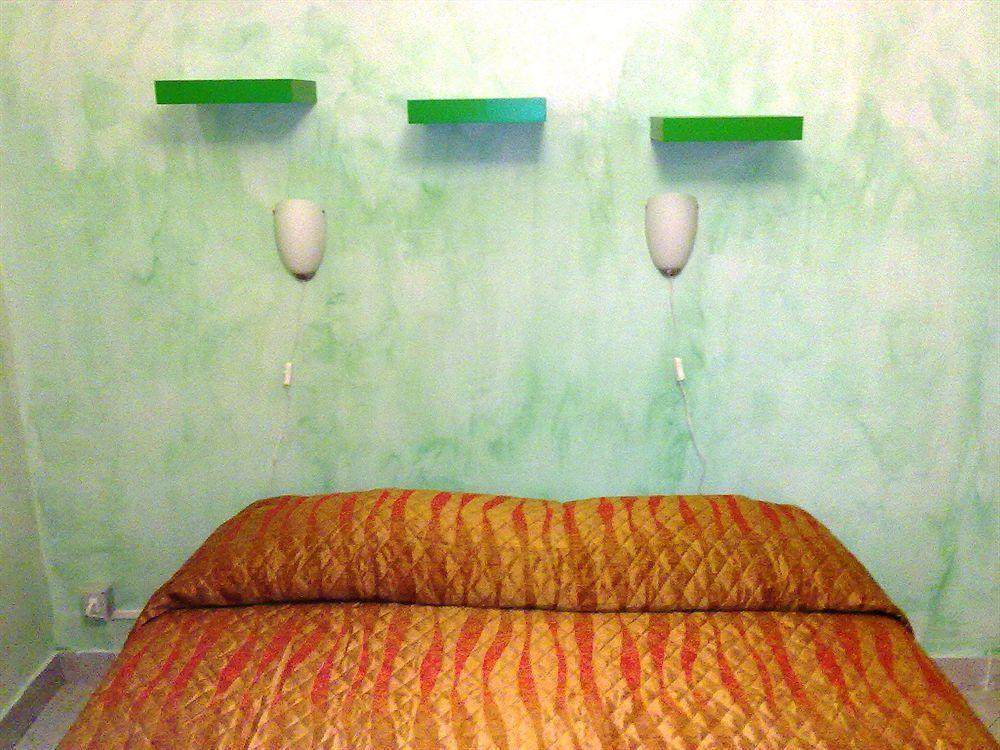 Gigi Holiday Rooms Rome Exterior photo