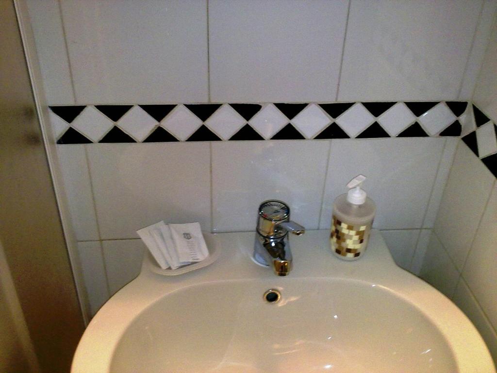 Gigi Holiday Rooms Rome Exterior photo