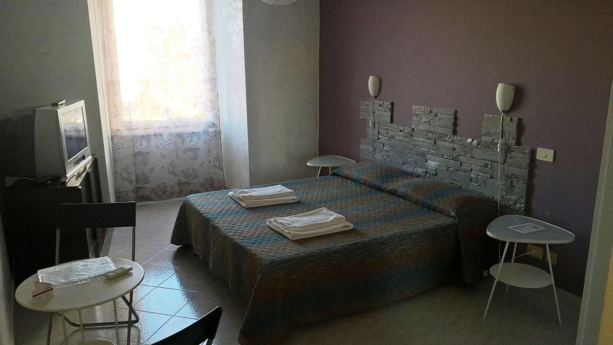 Gigi Holiday Rooms Rome Exterior photo